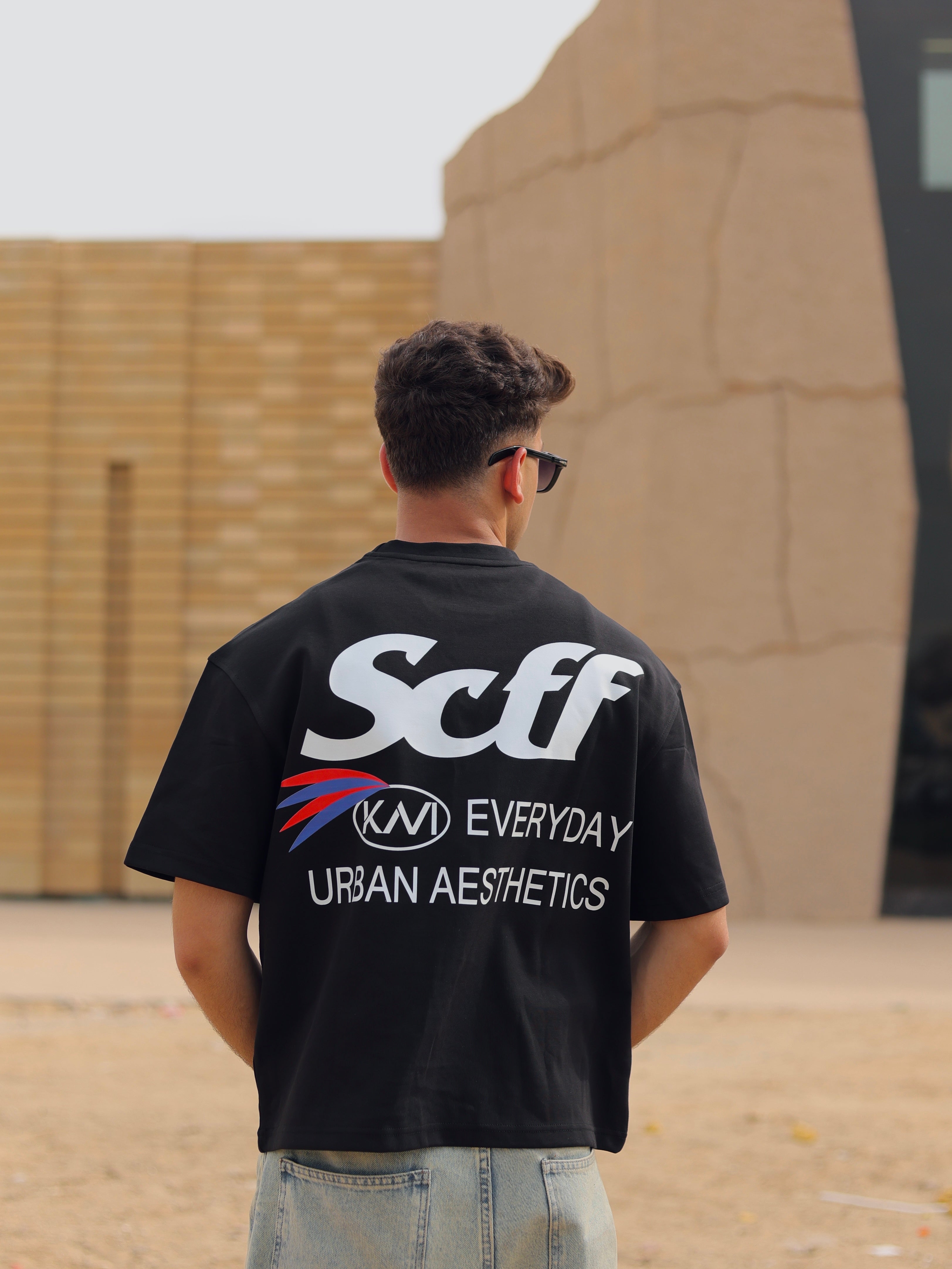 Boxy-fit T shirt Black